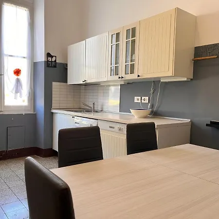 Casa Marina Апартаменты Леванто